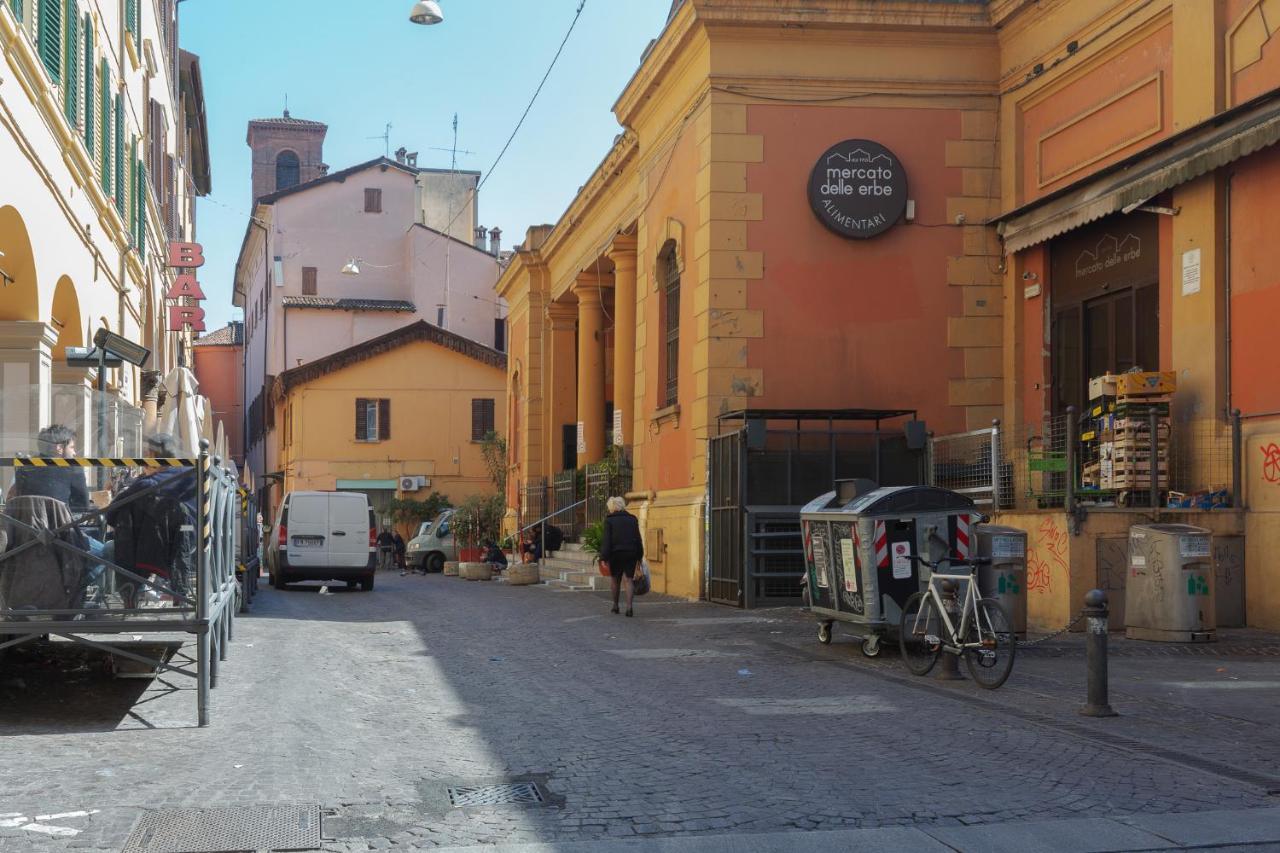 Mercato Delle Erbe Big Apartment Bolonha Exterior foto